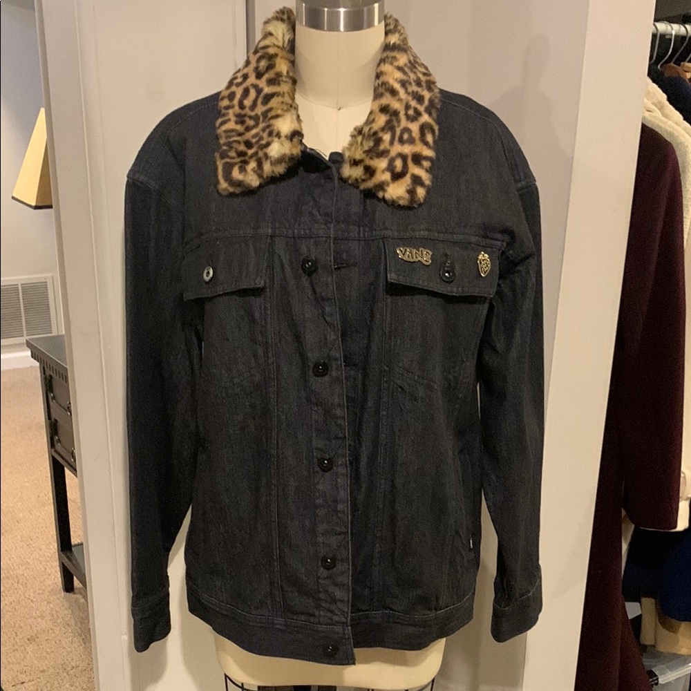 Vans X Cher Strauberry Black Jean Jacket with Leopard Print Collar